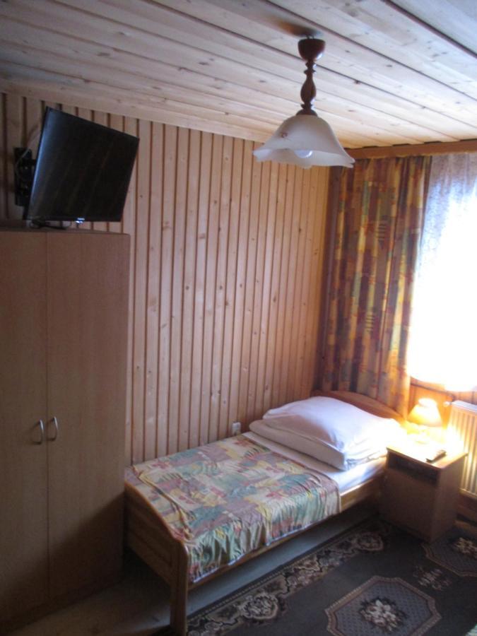 Brzoskwiniowy Dom Apartment Banska Nizna Bagian luar foto